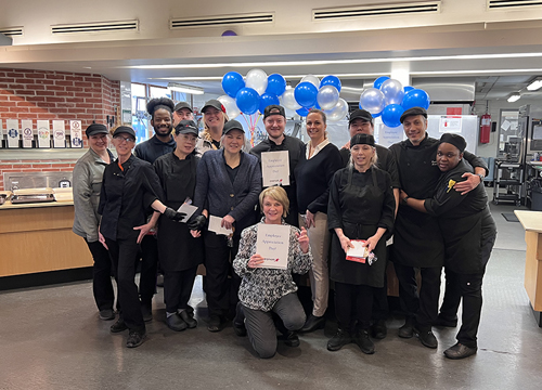 Photo of group of employees 